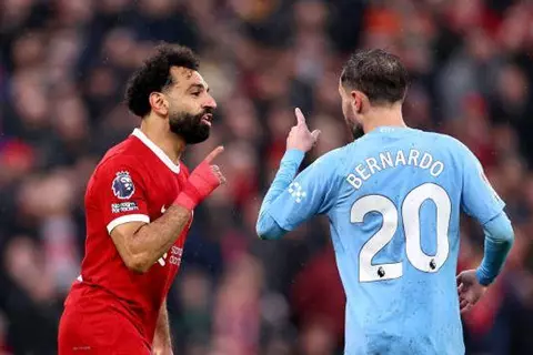 تقارير: بنفيكا يفتح باب المفاوضات مع برناردو سيلفا